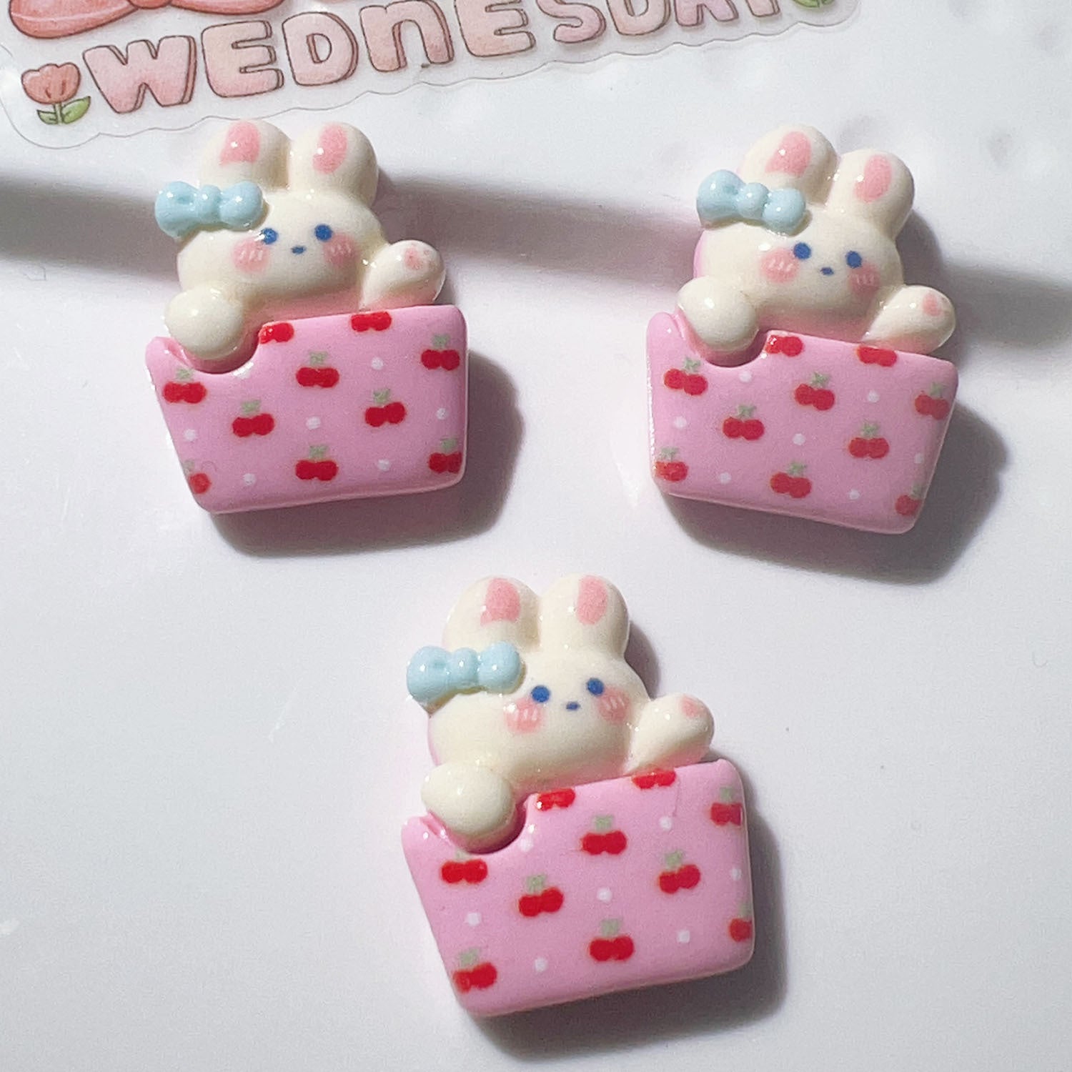 Wholesale 20pcs Resin accessories diy accessories handmade material shoelace buckle hat mobile phone